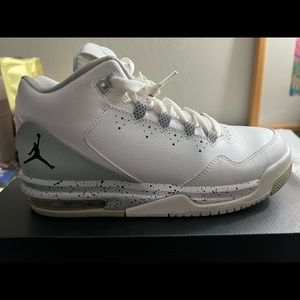 Jordan Flight Origin youth